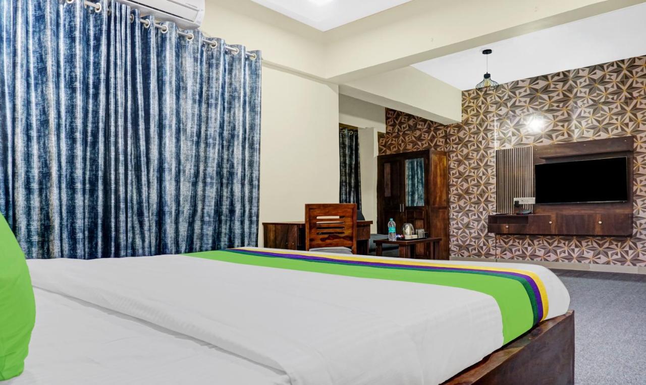 Hotel Treebo Tulip Pune Exterior foto